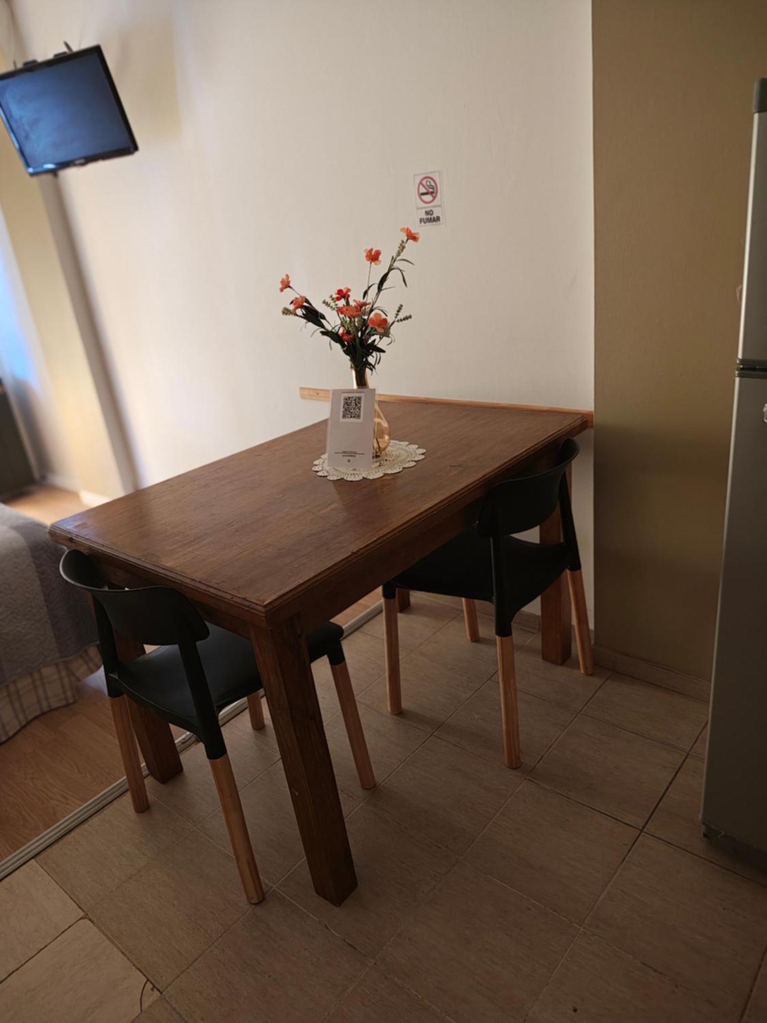 Ferienwohnung Acogedor Monoambiente Con Parking Neuquén Exterior foto